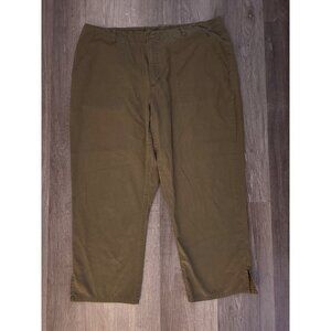 Villager Sport Green Cropped Wide Leg Pants Size 18